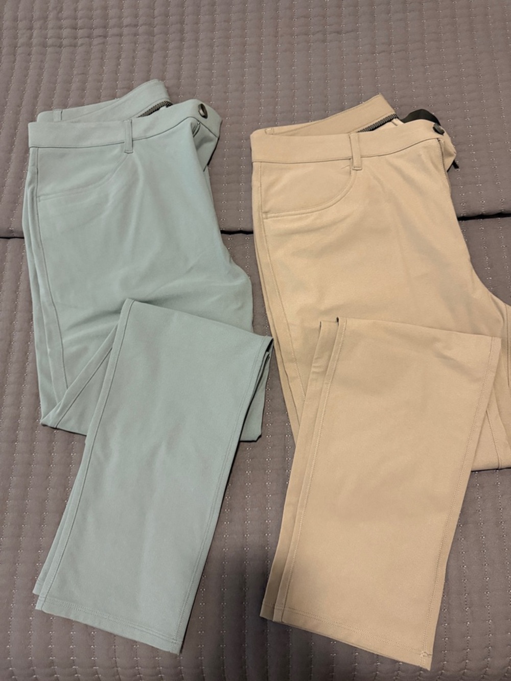 Vuori Two-Tone Stretch Pants in Sage Green & Beige